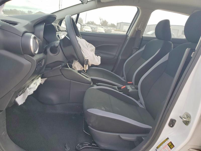 2025 Nissan Versa s