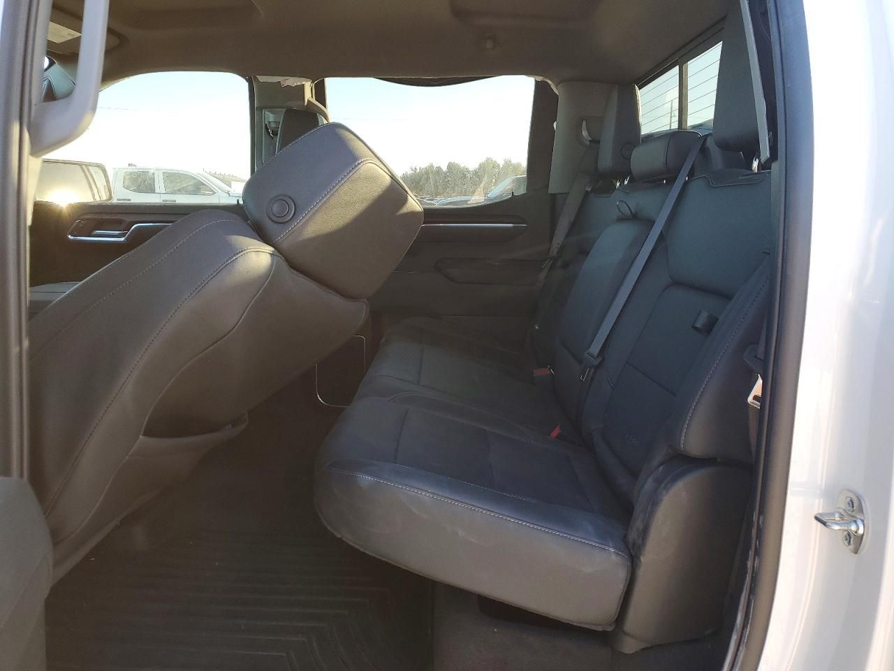 2025 GMC Sierra C1500 slt