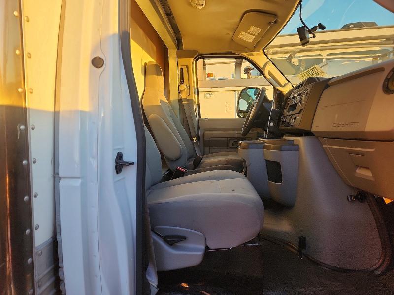 2023 Ford E450 box Truck