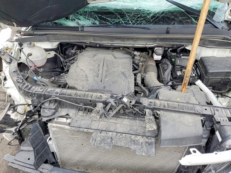 2022 KIA Carnival lx