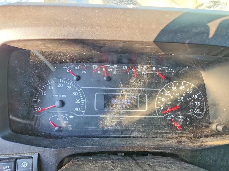 2020 International MV607 BOX Truck