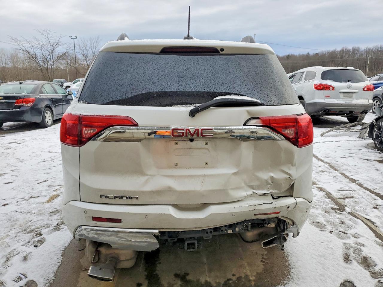 2019 GMC Acadia Denali