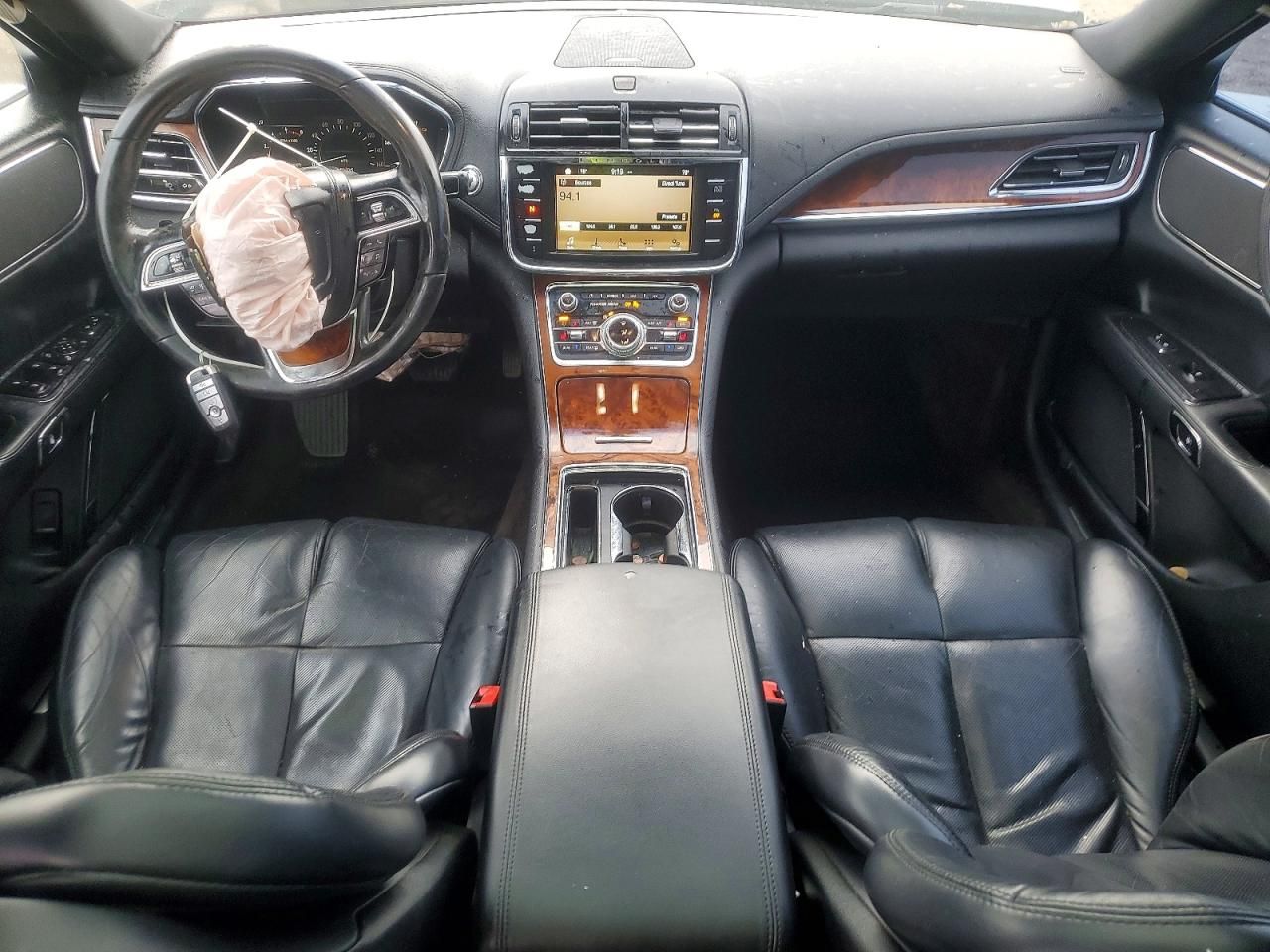 2017 Lincoln Continental Select