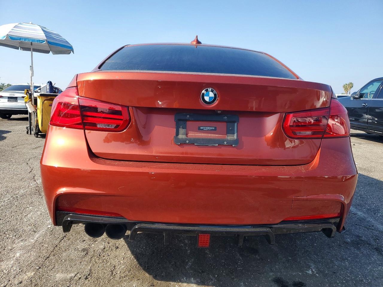 2018 BMW 330 i