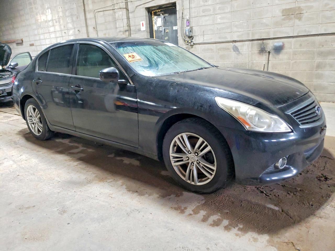 2013 Infinity G37