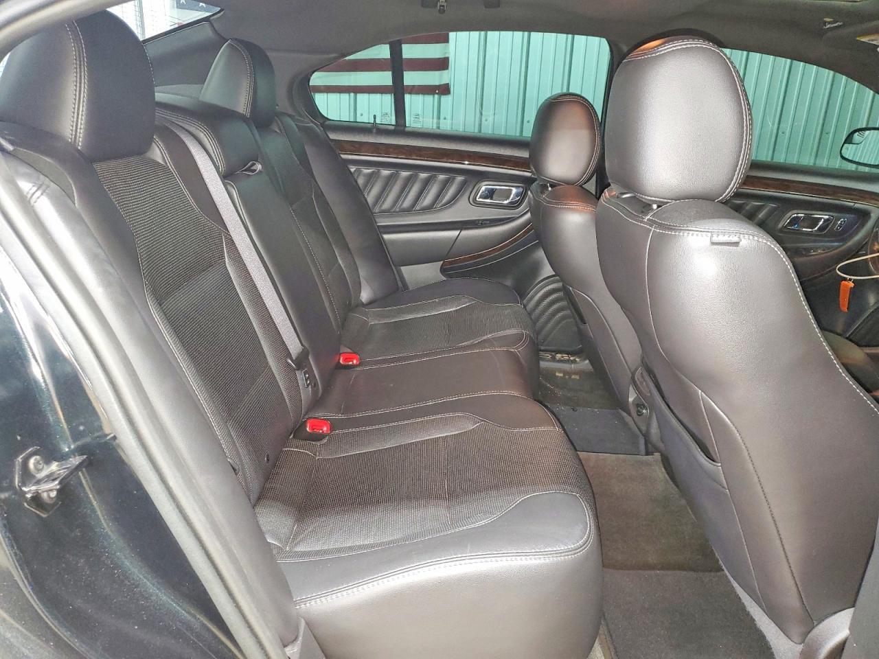 2015 Ford Taurus Limited