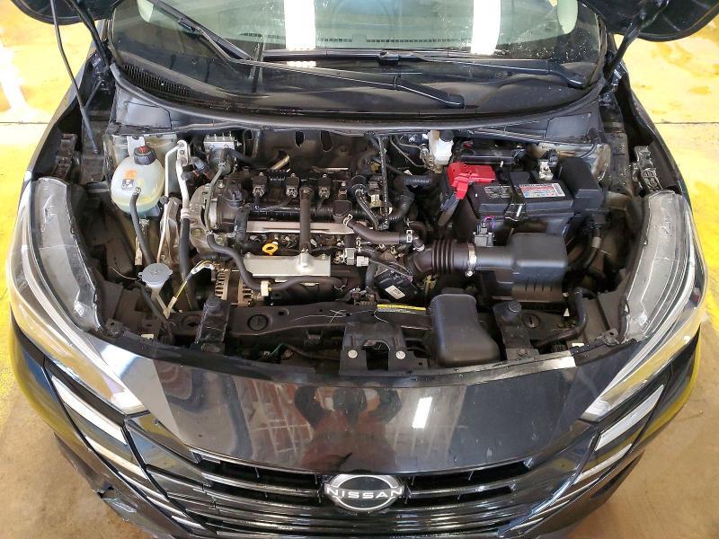 2025 Nissan Versa sv