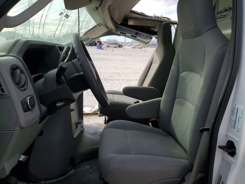 2021 Ford E350 Delivery van