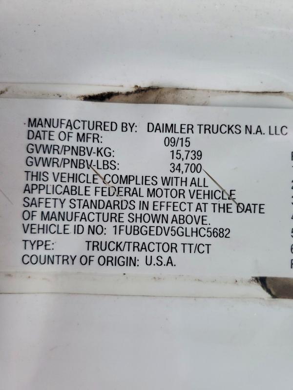 2016 Freightliner Cascadia 125 Semi Truck