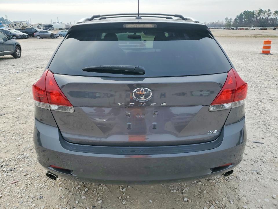 2014 Toyota Venza le