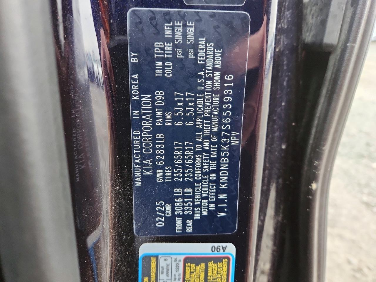 2025 KIA Carnival lx