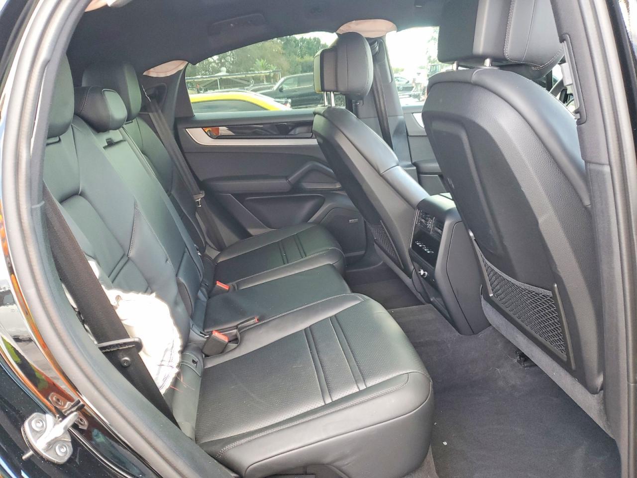 2024 Porsche Cayenne Coupe