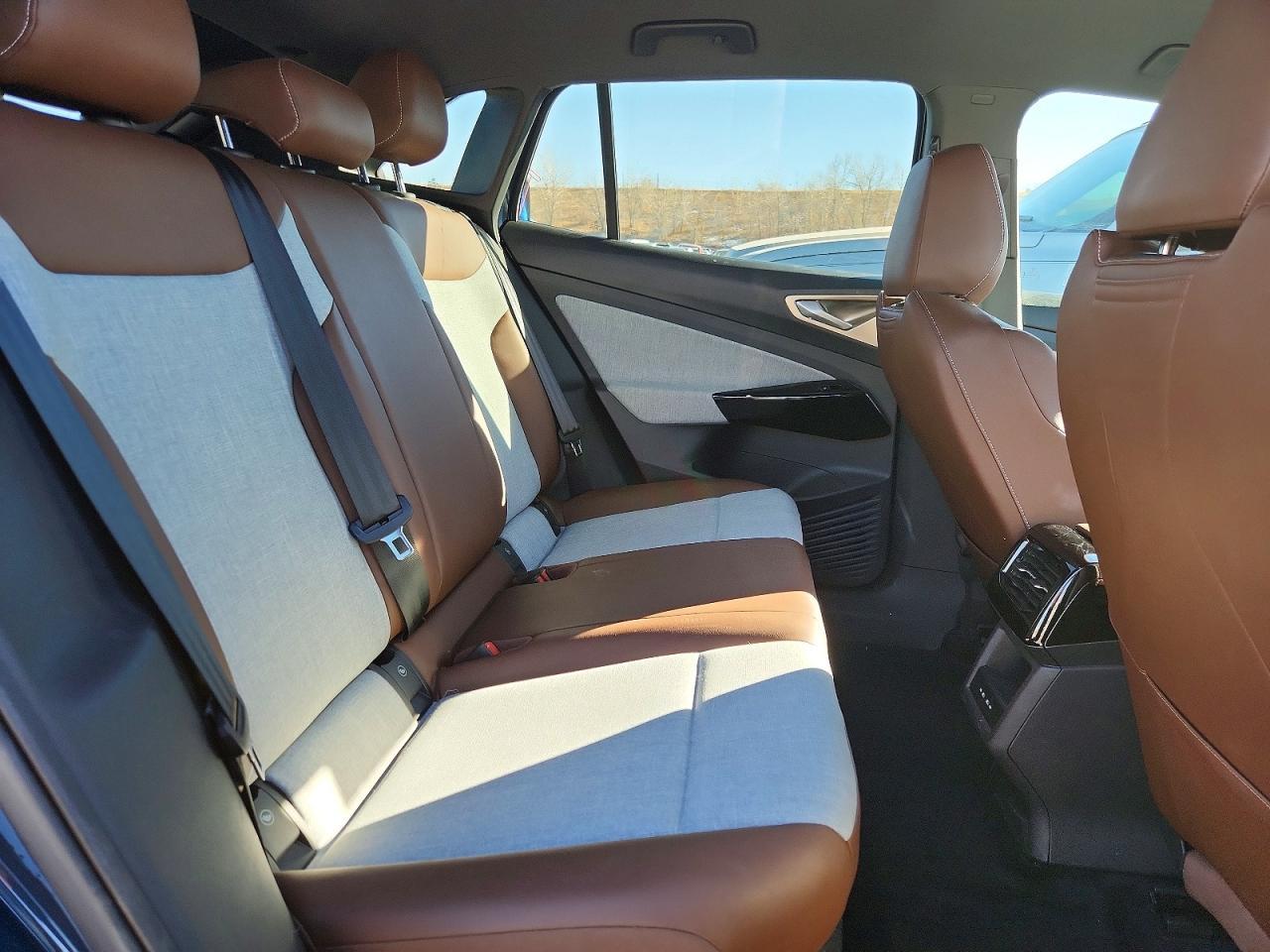 2023 Volkswagen Id.4 pro