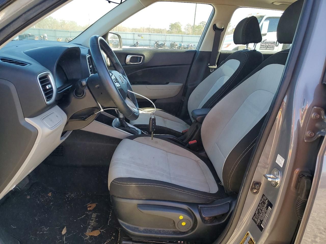 2023 Hyundai Venue sel