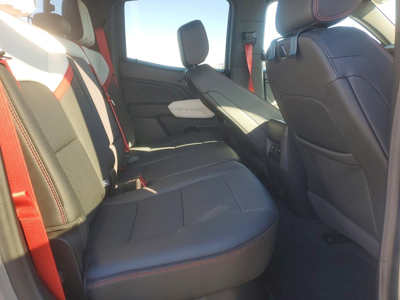 2024 GMC Canyon AT4X