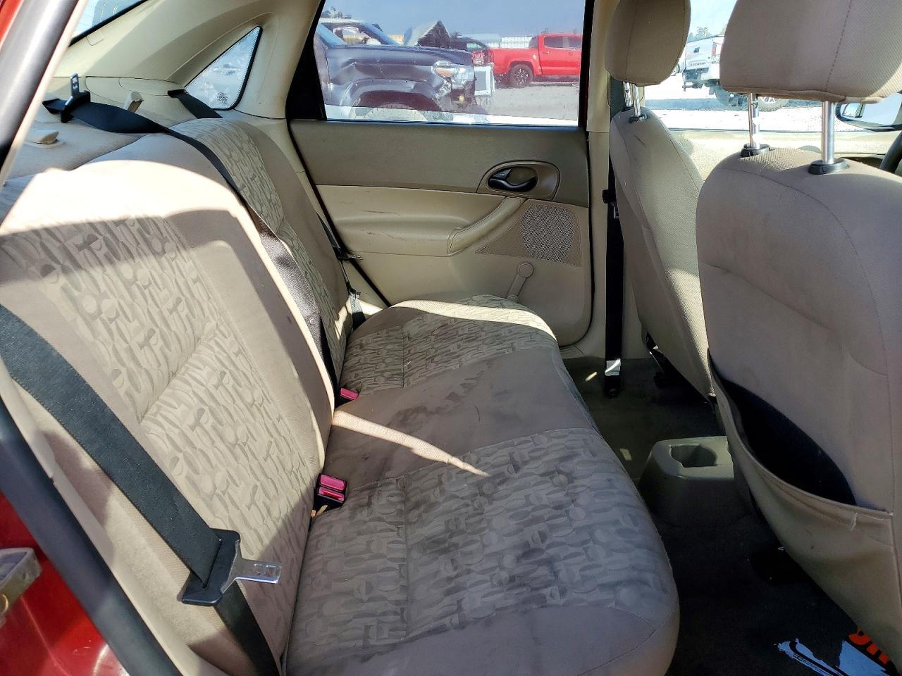 2005 Ford Focus ZX4