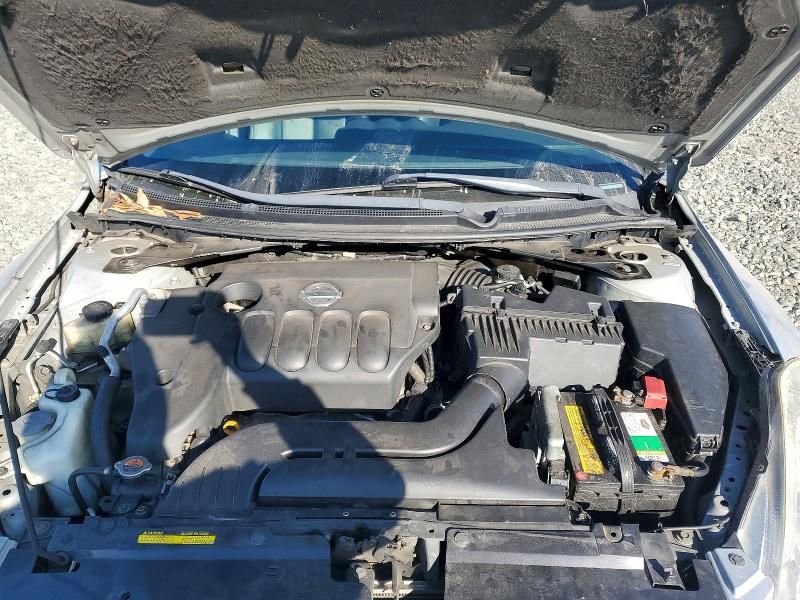 2010 Nissan Altima Base
