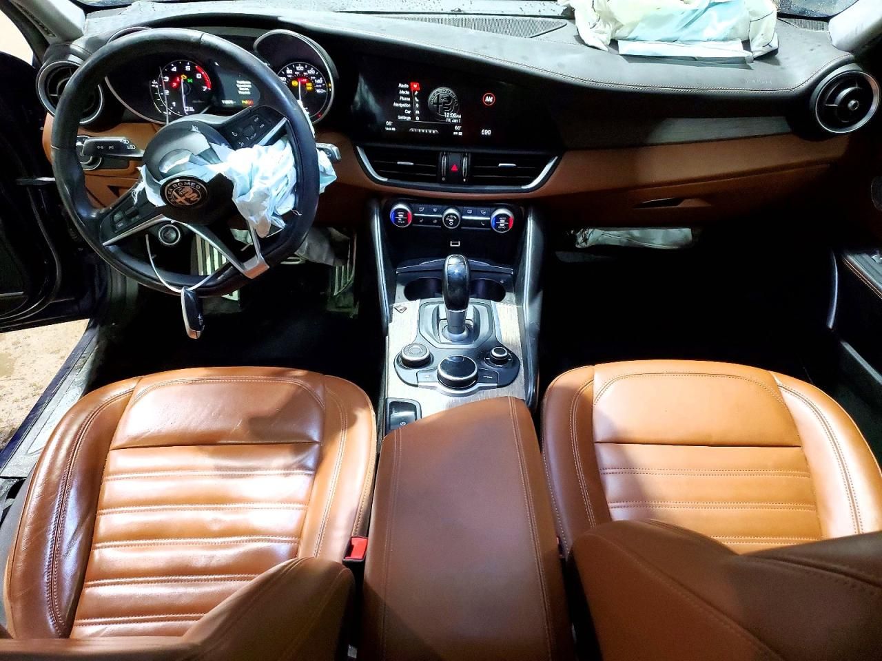 2017 Alfa Romeo Giulia ti Q4