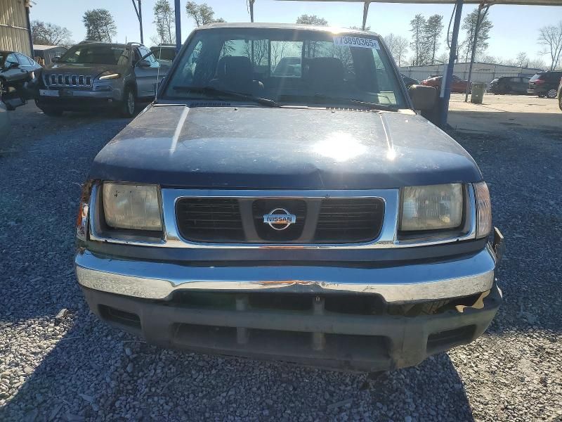 2000 Nissan Frontier King cab xe