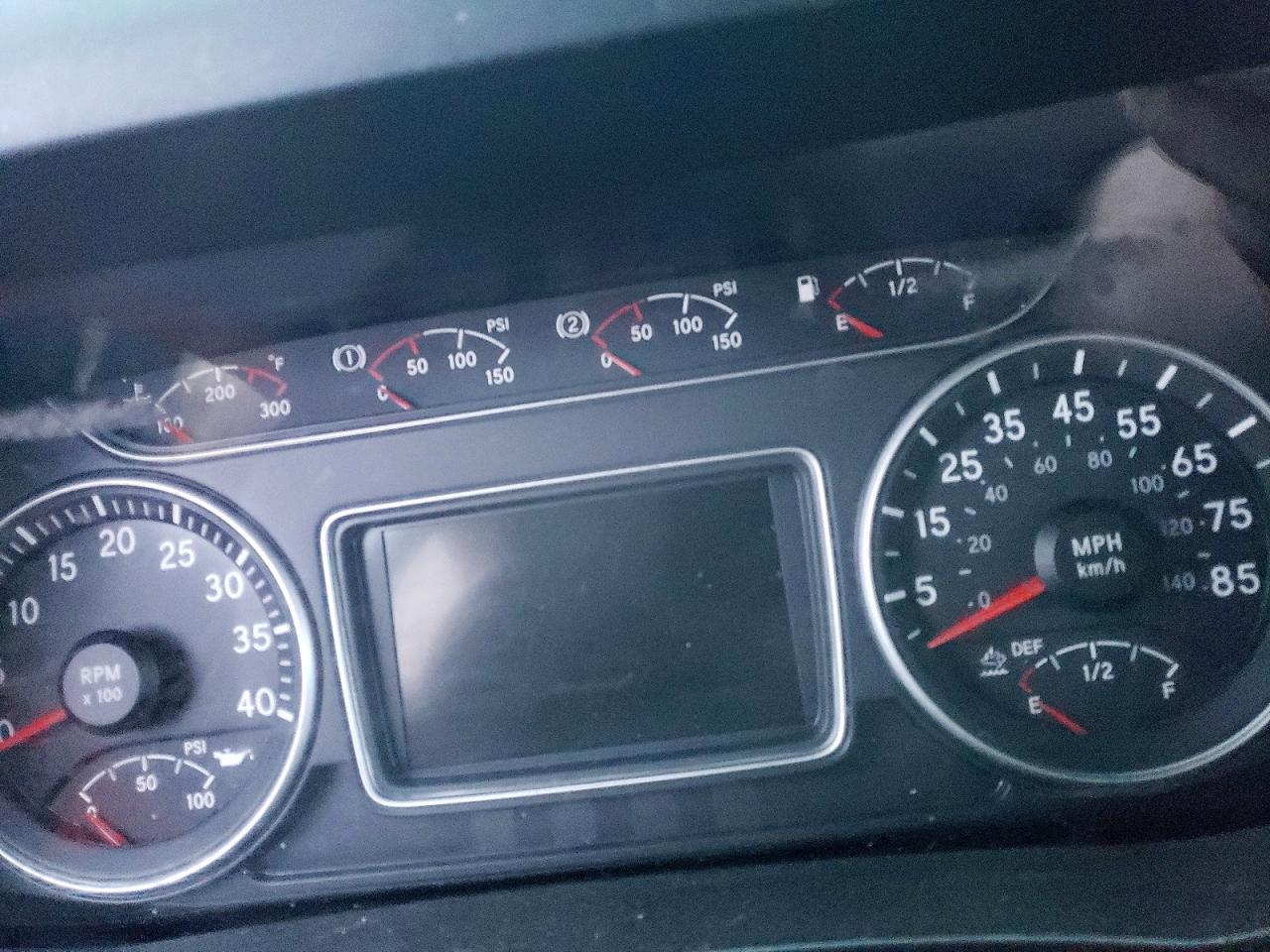 2020 International MV607 BOX Truck