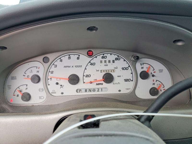 2002 Ford Explorer Sport