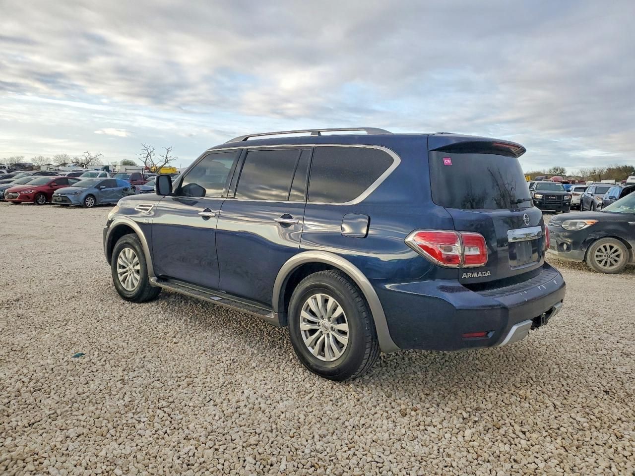 2017 Nissan Armada sv