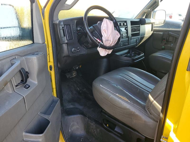 2020 GMC Savana 2500 Delivery Van