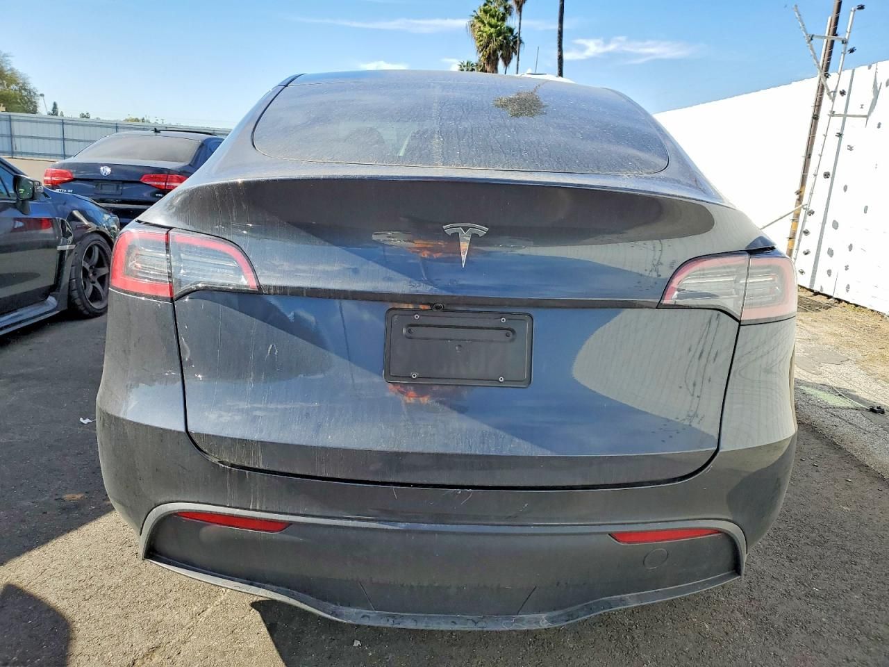 2025 Tesla Model y