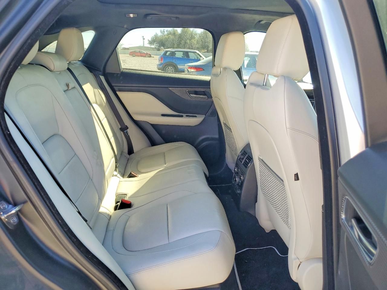 2017 Jaguar F-pace First Edition