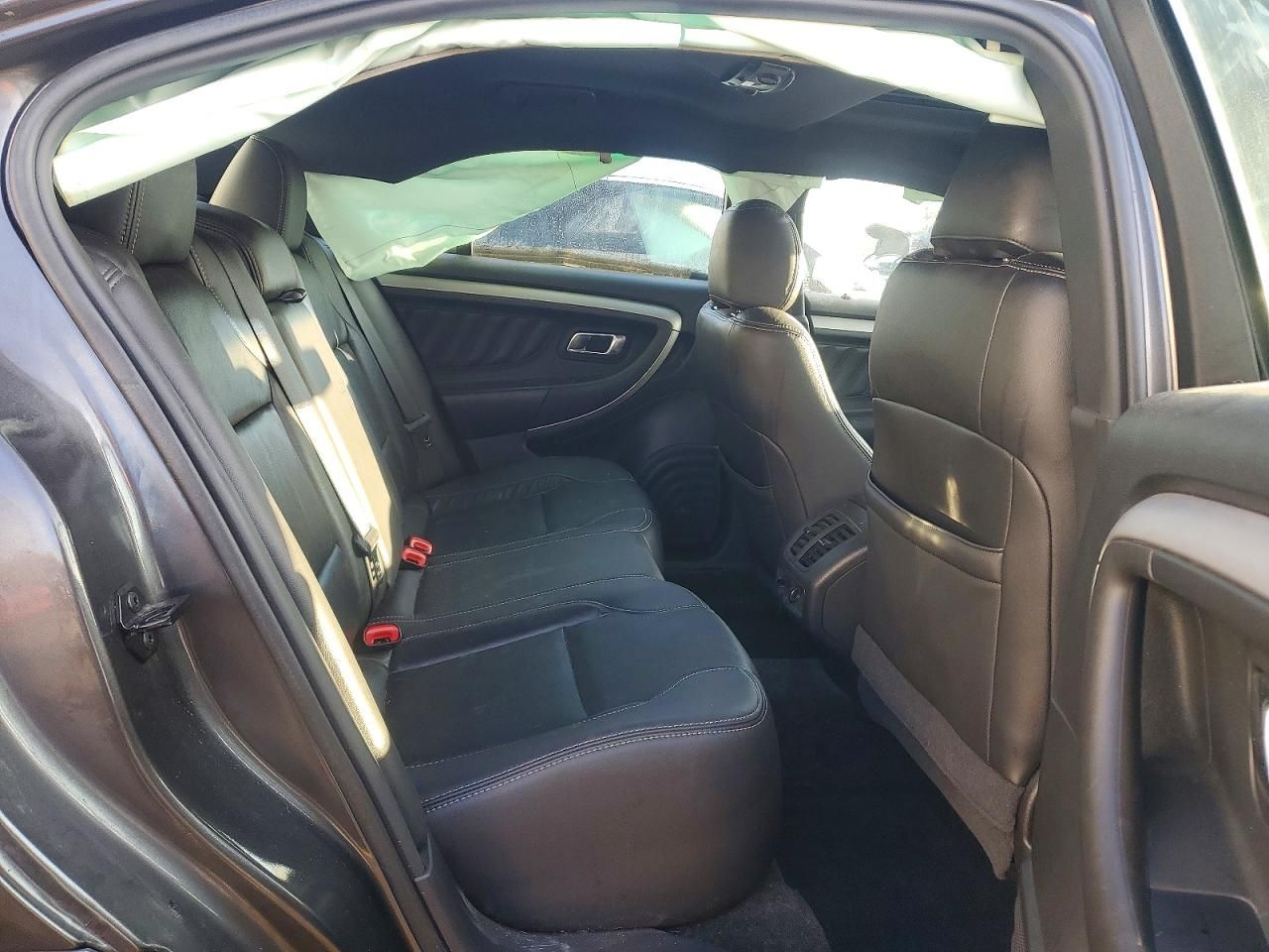 2018 Ford Taurus sel