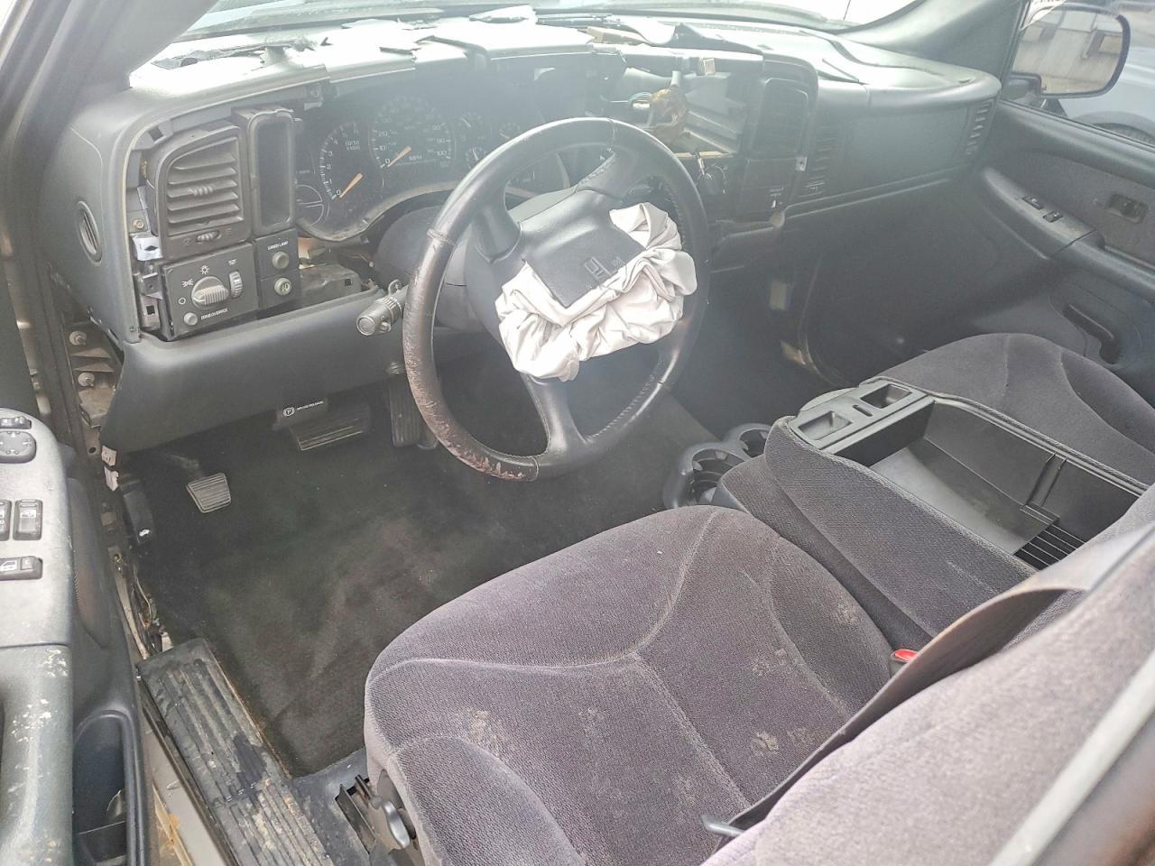 2001 GMC New Sierra C1500