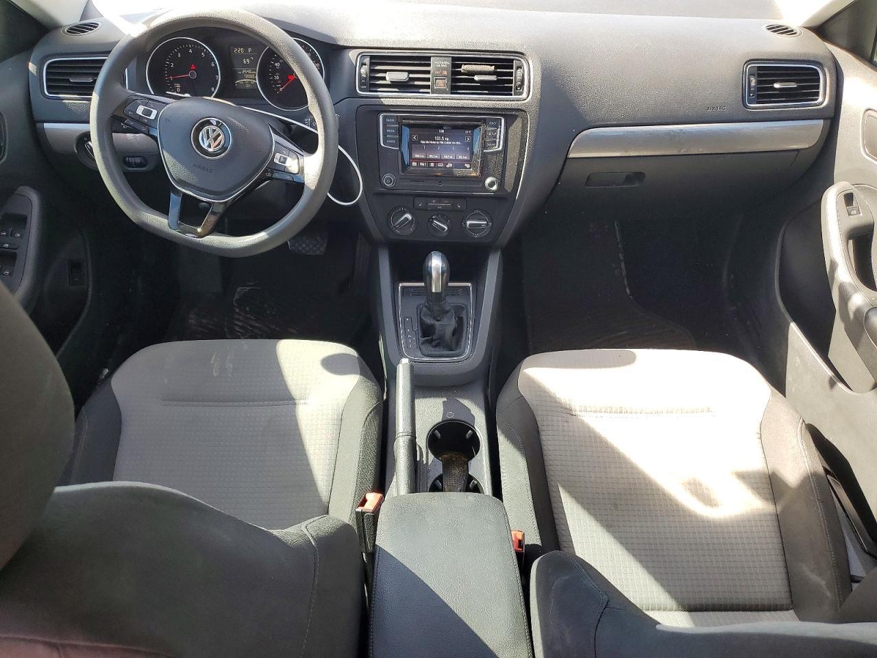 2018 Volkswagen Jetta s
