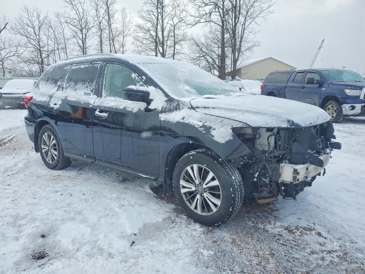 2018 Nissan Pathfinder s