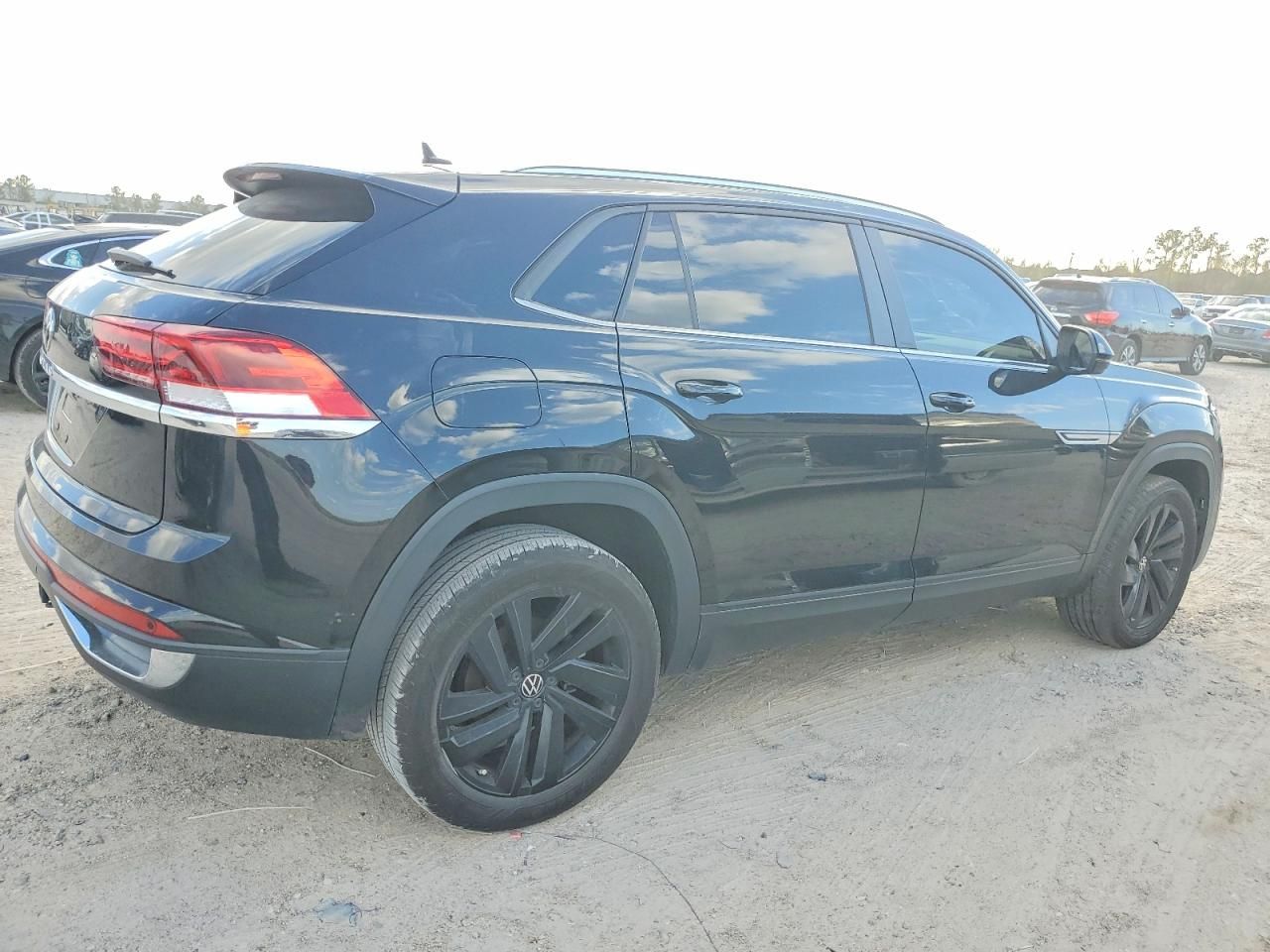 2023 Volkswagen Atlas Cross Sport se