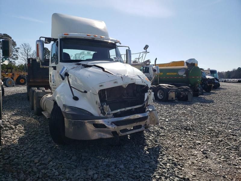 2016 International Prostar