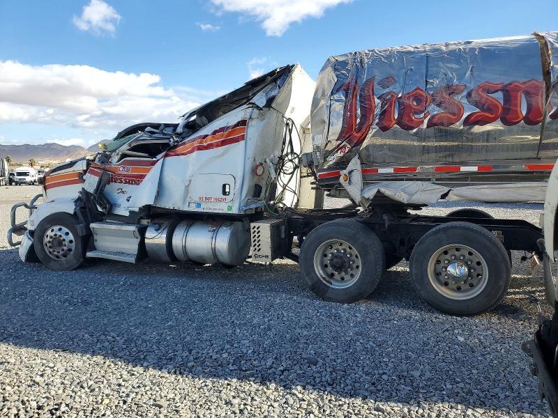 2023 Kenworth Construction T680