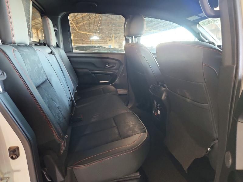 2024 Nissan Titan Pro-4x