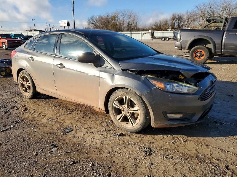 2018 Ford Focus se