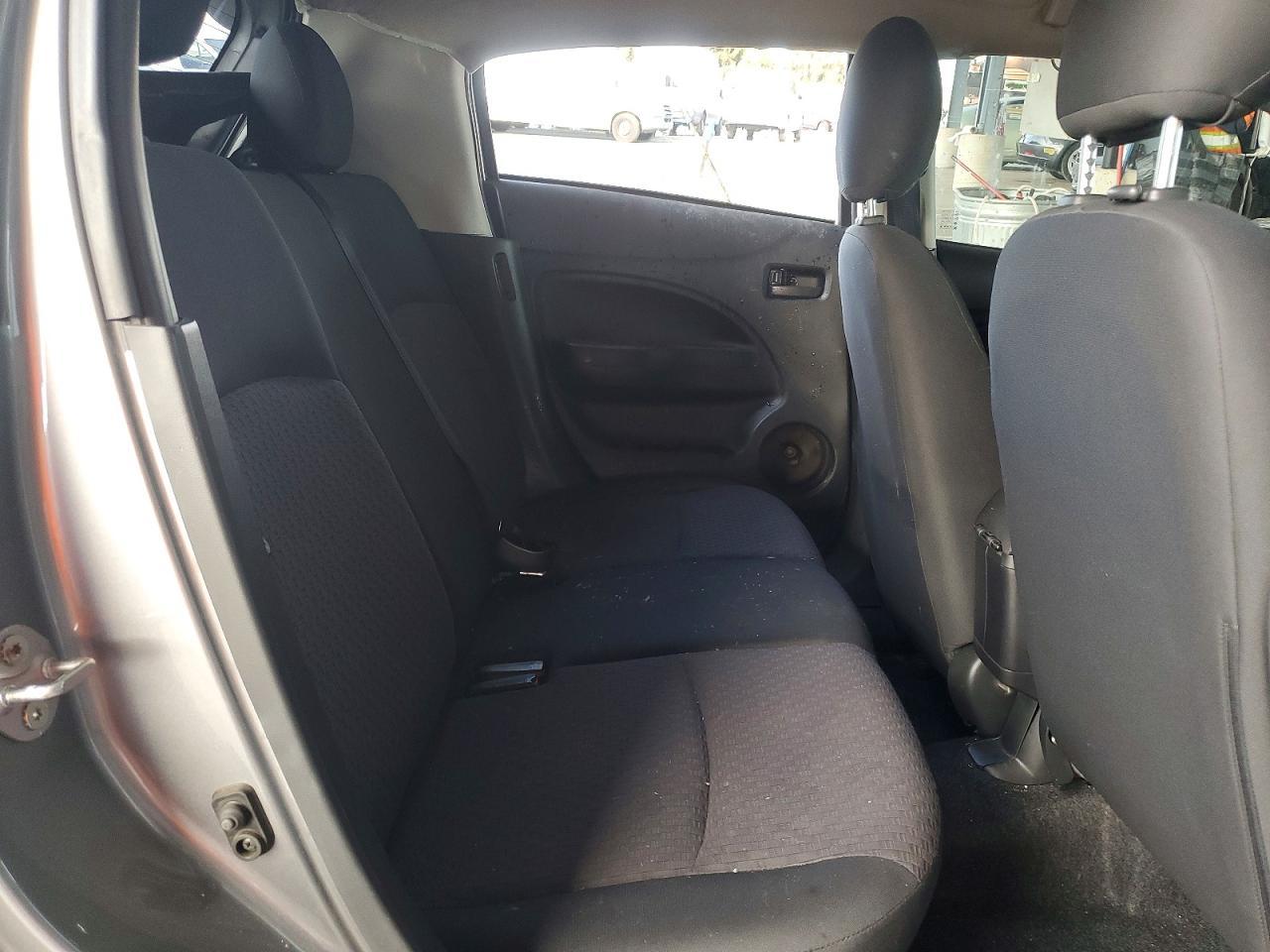 2017 Mitsubishi Mirage es