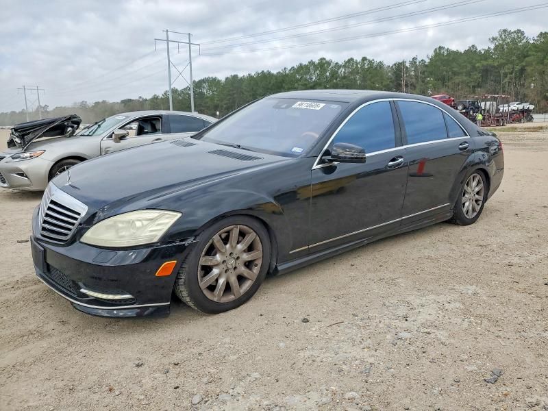 2011 Mercedes-Benz S 550