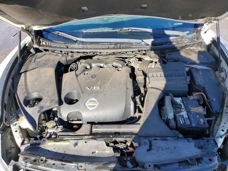 2010 Nissan Maxima s