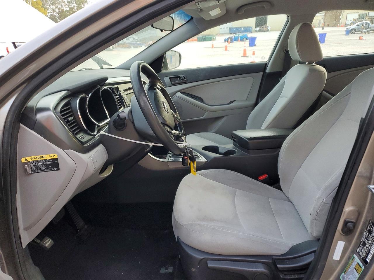 2013 KIA Optima lx