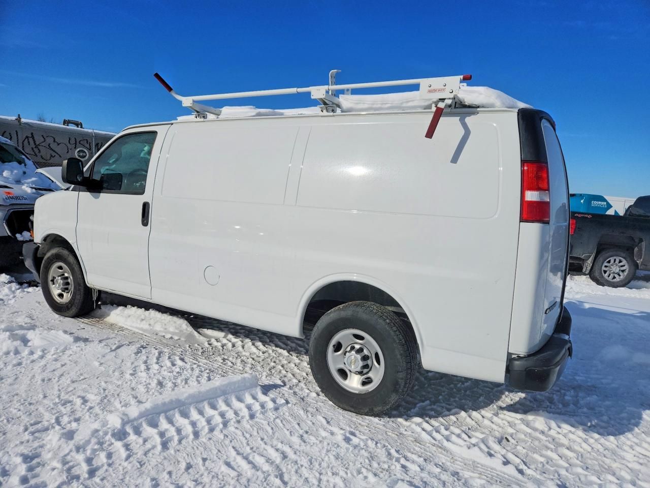 2020 Chevrolet Express G2500