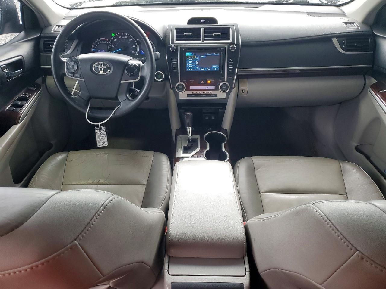 2014 Toyota Camry se