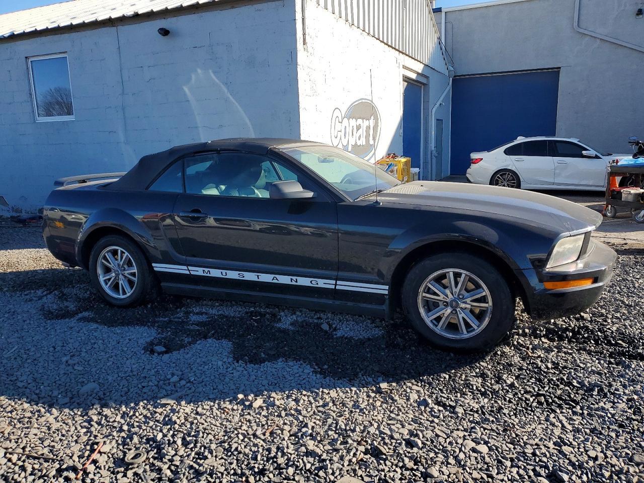 2005 Ford Mustang