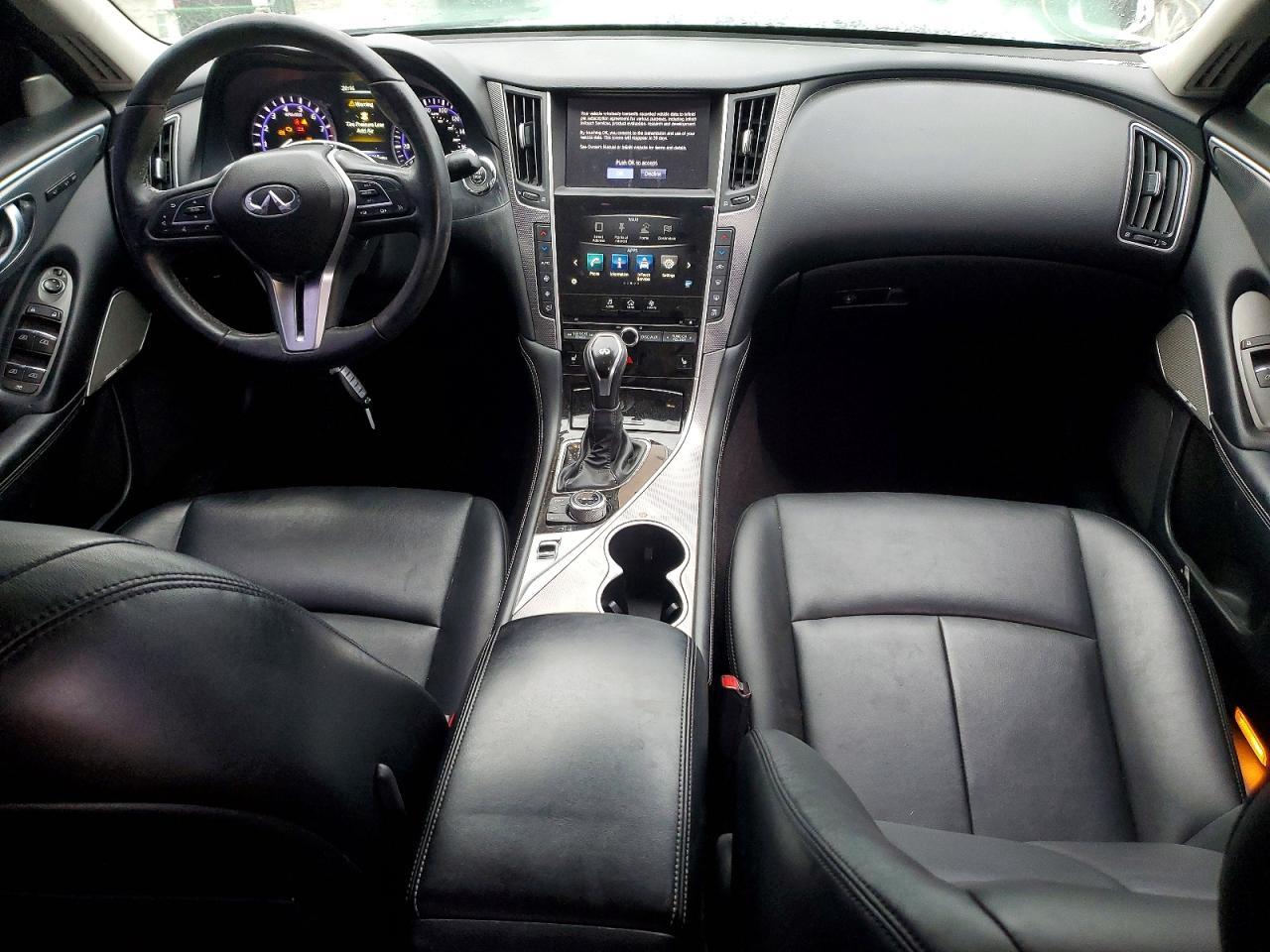 2017 Infiniti Q50 Premium