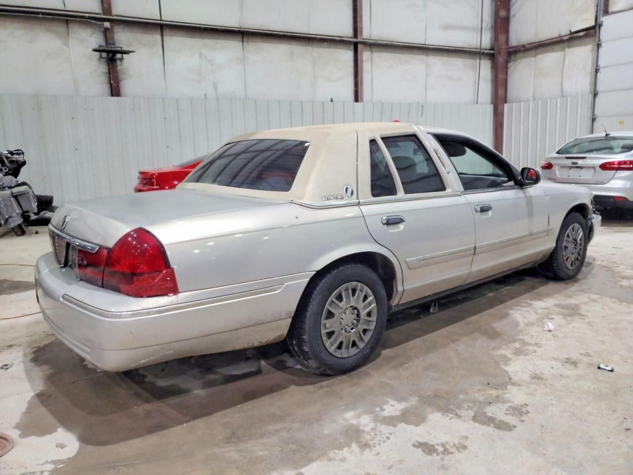 2008 Mercury Grand Marquis gs