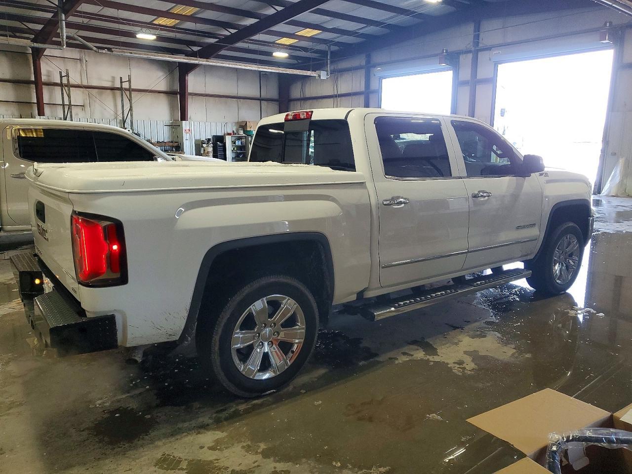 2018 GMC Sierra K1500 SLT