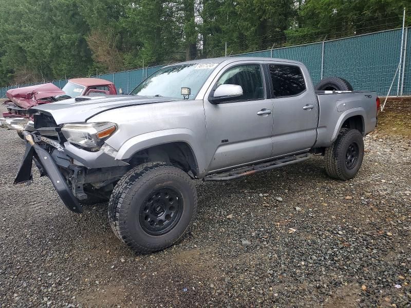 2016 Toyota Tacoma Double cab