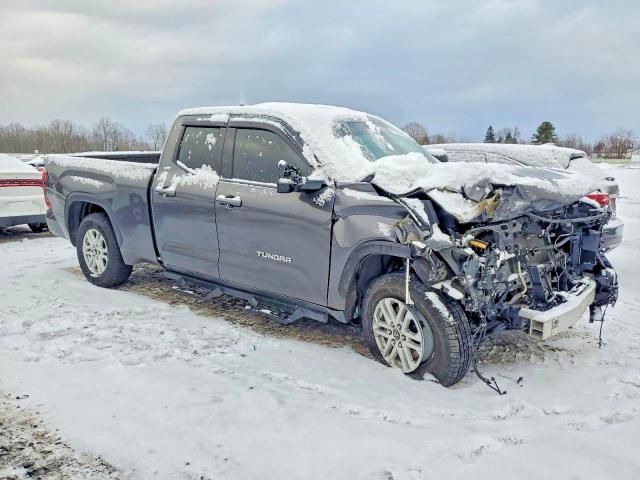 2022 Toyota Tundra Double cab sr